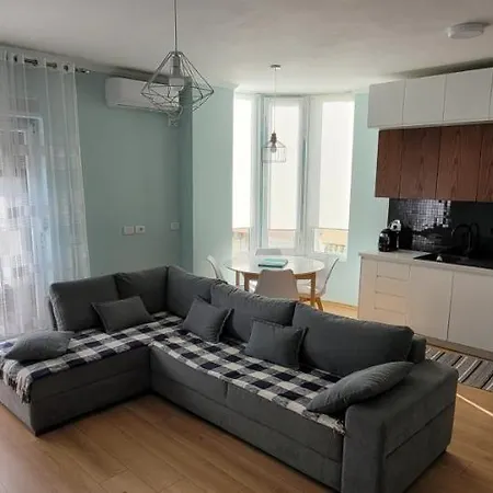 Apartman Sea View New