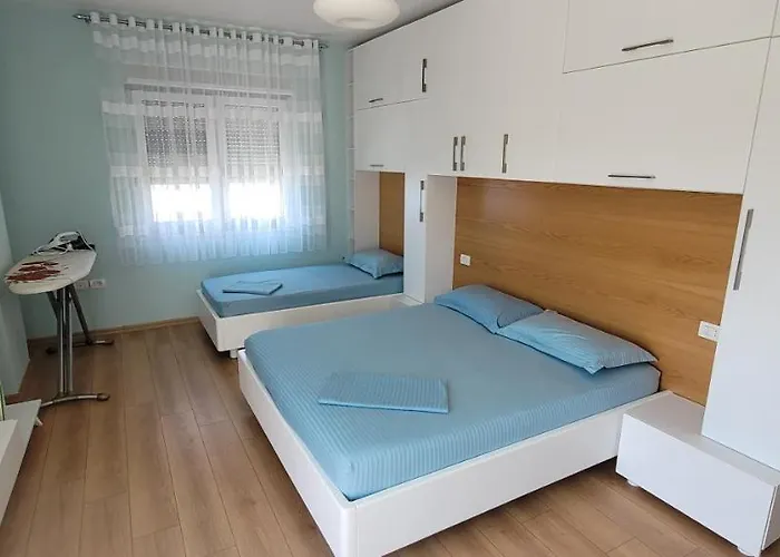 Sea View New Apartment Durrës