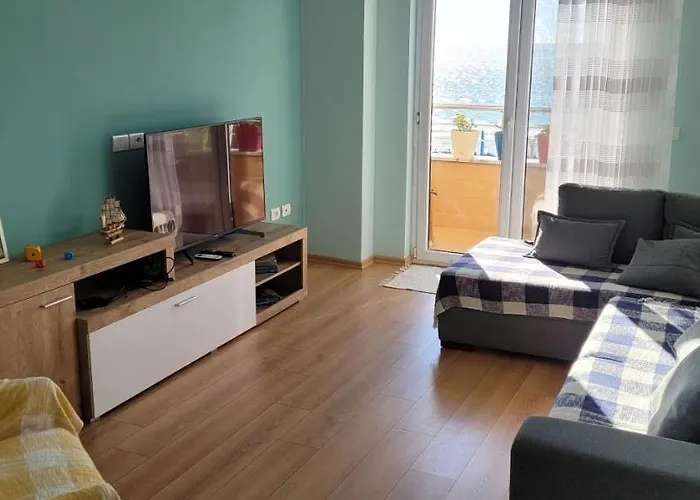 Sea View New Apartment *